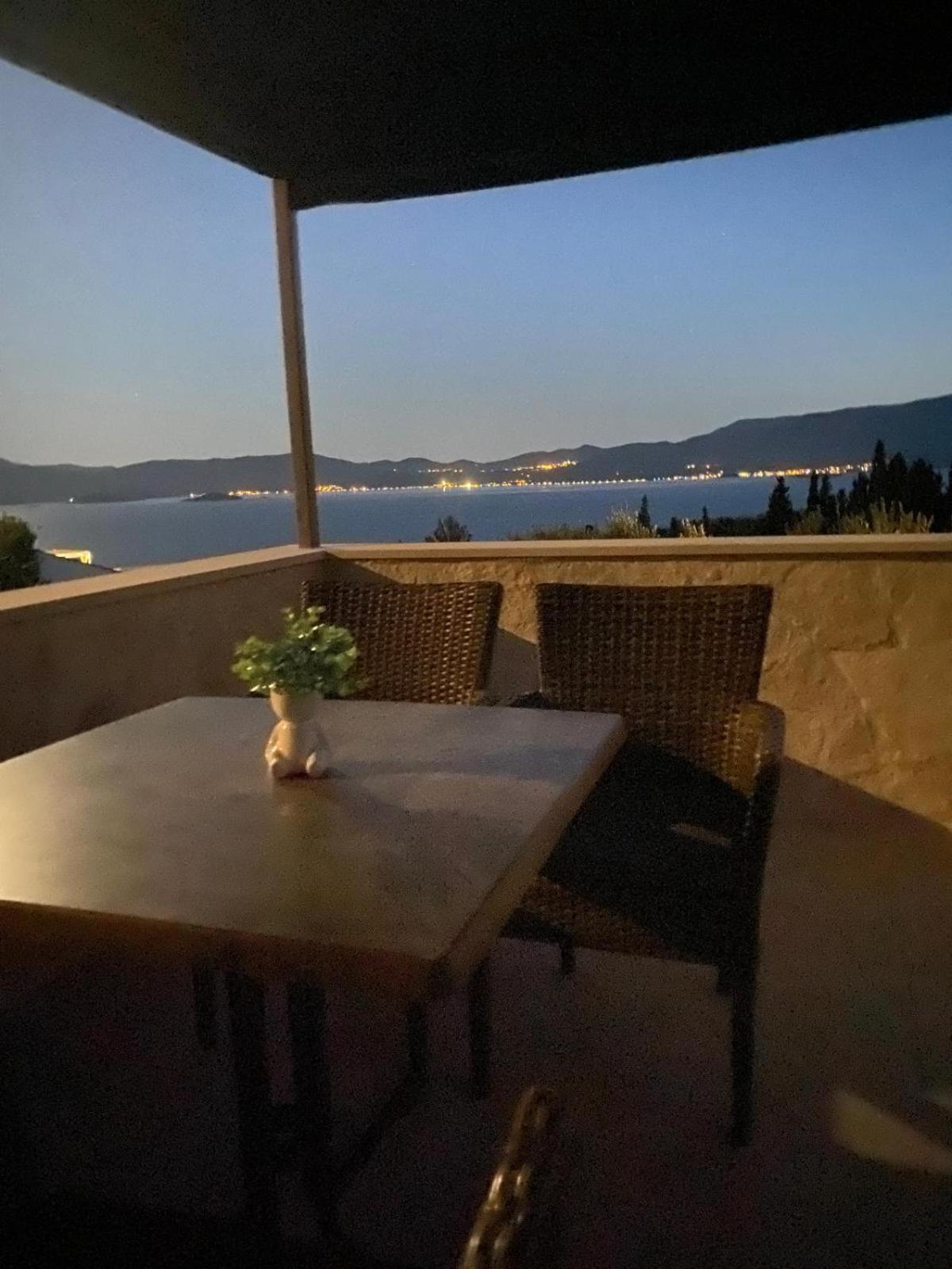 Apartmani Kremena Small Beach 200M Klek Exterior foto