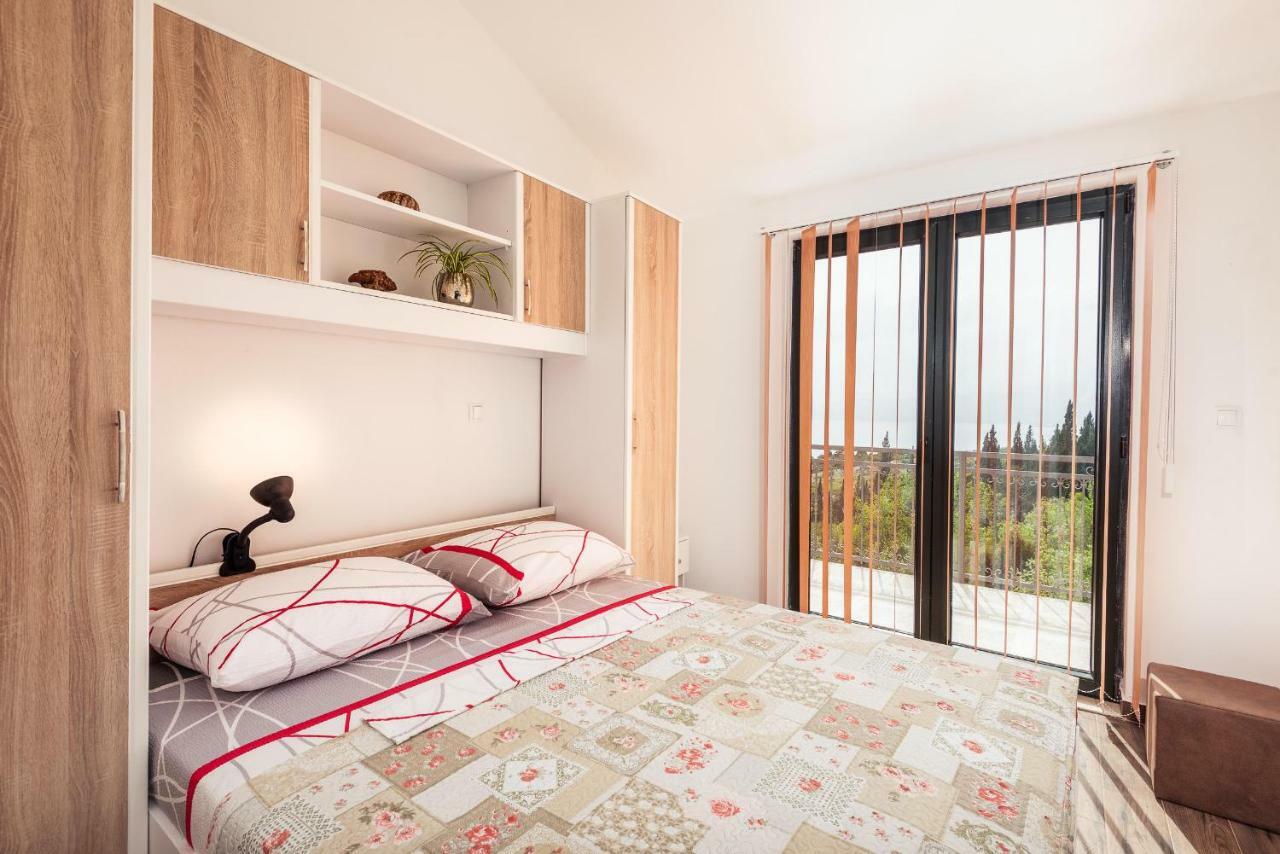 Apartmani Kremena Small Beach 200M Klek Exterior foto
